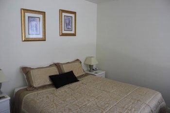 193 Aorangi Manor Motel