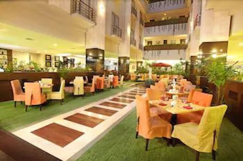 Golden Flower Hotel Bandung