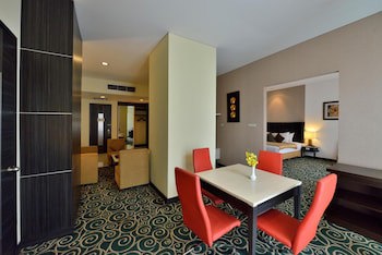 Golden Flower Hotel Bandung
