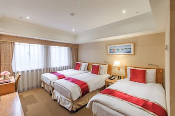 Cosmos Hotel Taipei