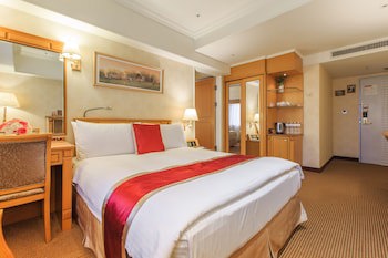 Cosmos Hotel Taipei