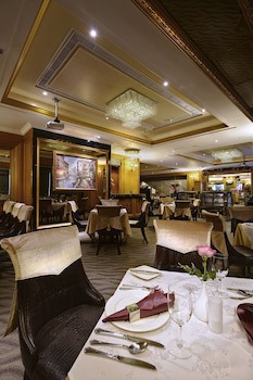 Cosmos Hotel Taipei
