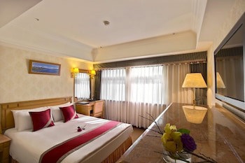 Cosmos Hotel Taipei