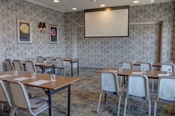 Best Western Premier Dover Marina Hotel & Spa