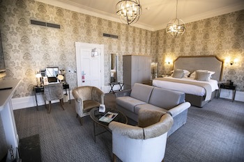 Best Western Premier Dover Marina Hotel & Spa