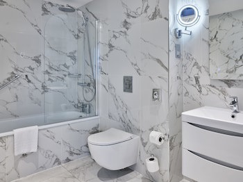 Best Western Premier Dover Marina Hotel & Spa