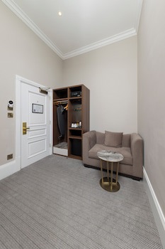 Best Western Premier Dover Marina Hotel & Spa
