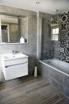 Best Western Premier Dover Marina Hotel & Spa