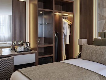 Best Western Premier Dover Marina Hotel & Spa