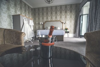 Best Western Premier Dover Marina Hotel & Spa