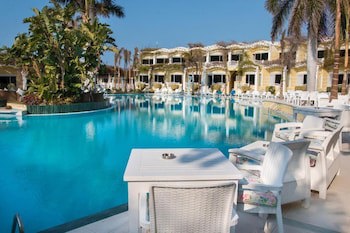Paradise Inn Beach Resort - Maamoura