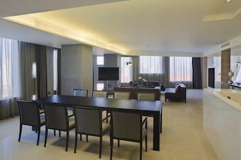 Holiday Inn Gwangju, An Ihg Hotel