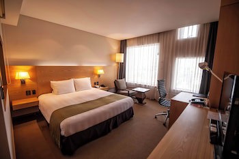 Holiday Inn Gwangju, An Ihg Hotel
