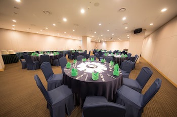Holiday Inn Gwangju, An Ihg Hotel