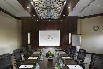 Danat Al Ain Resort