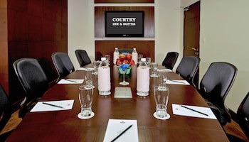 Country Inn & Suites By Radisson, Gurugram Sector 12