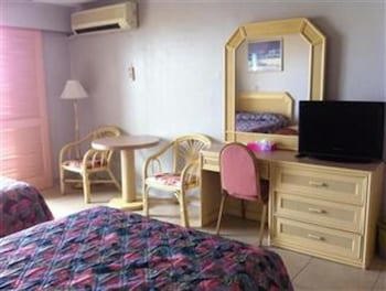 Tumon Bay Capital Hotel