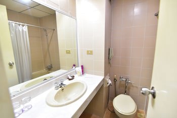 Thumrin Hotel