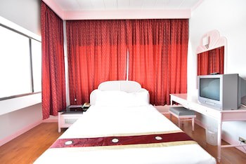 Thumrin Hotel