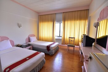 Thumrin Hotel