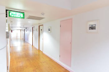 Thumrin Hotel
