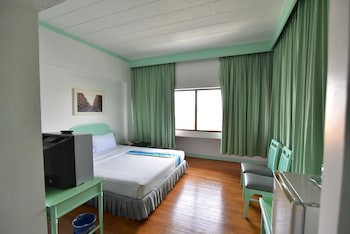 Thumrin Hotel
