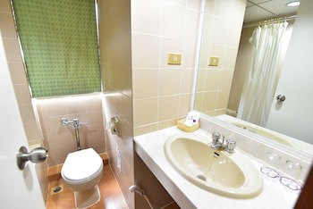 Thumrin Hotel