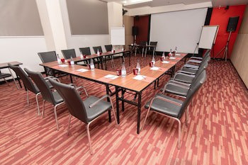 Galleria 10 Sukhumvit Bangkok By Compass Hospitality