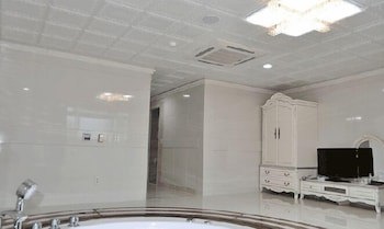 Donghae Boyang Hot Spring Convention Hotel