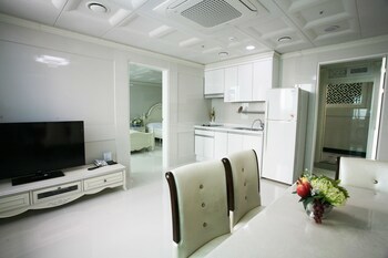 Donghae Boyang Hot Spring Convention Hotel