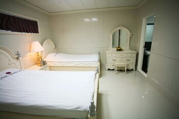Donghae Boyang Hot Spring Convention Hotel