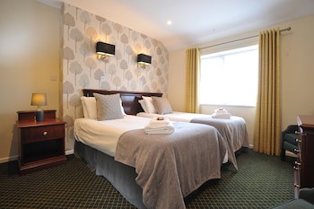Bells Hotel And Country Club