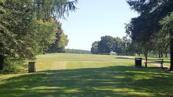 Bells Hotel And Country Club
