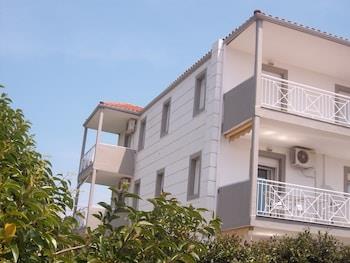 Milos Apartments