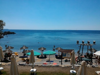 Glicorisa Beach