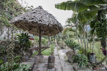 Eco Hotel Uxlabil Atitlan
