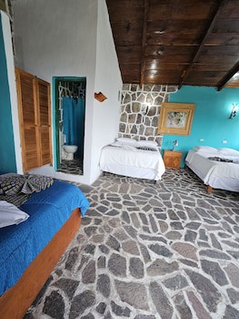 Eco Hotel Uxlabil Atitlan