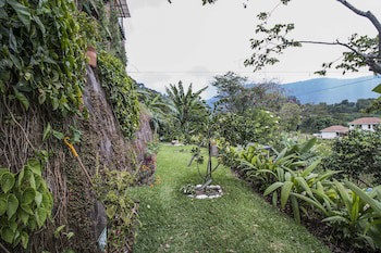 Eco Hotel Uxlabil Atitlan