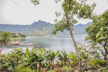 Eco Hotel Uxlabil Atitlan