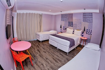 B Hotel
