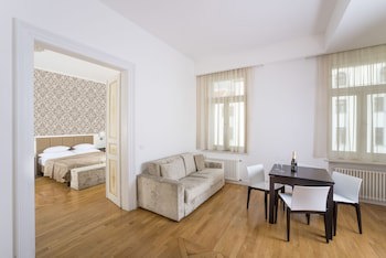 Deminka Palace