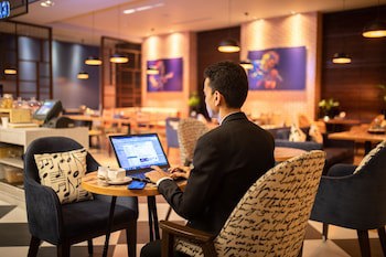 Four Points By Sheraton Hotel & Serviced Apartments, Pune