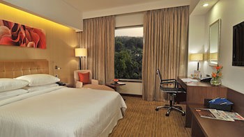 Four Points By Sheraton Hotel & Serviced Apartments, Pune