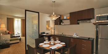 Four Points By Sheraton Hotel & Serviced Apartments, Pune
