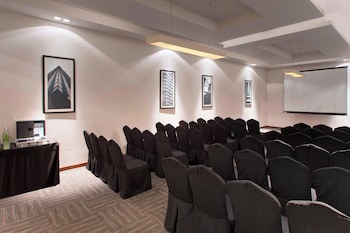 Four Points By Sheraton Hotel & Serviced Apartments, Pune