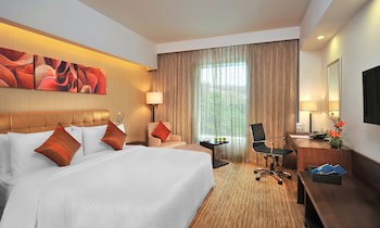 Four Points By Sheraton Hotel & Serviced Apartments, Pune