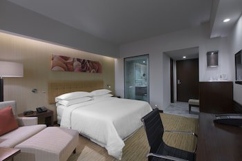Four Points By Sheraton Hotel & Serviced Apartments, Pune