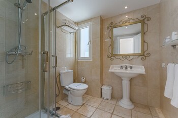 Flamingo Suites Boutique Hotel