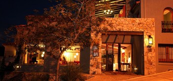 Kkala Boutique Hotel