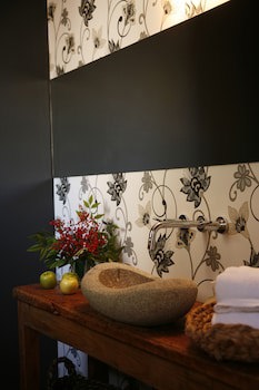 Kkala Boutique Hotel